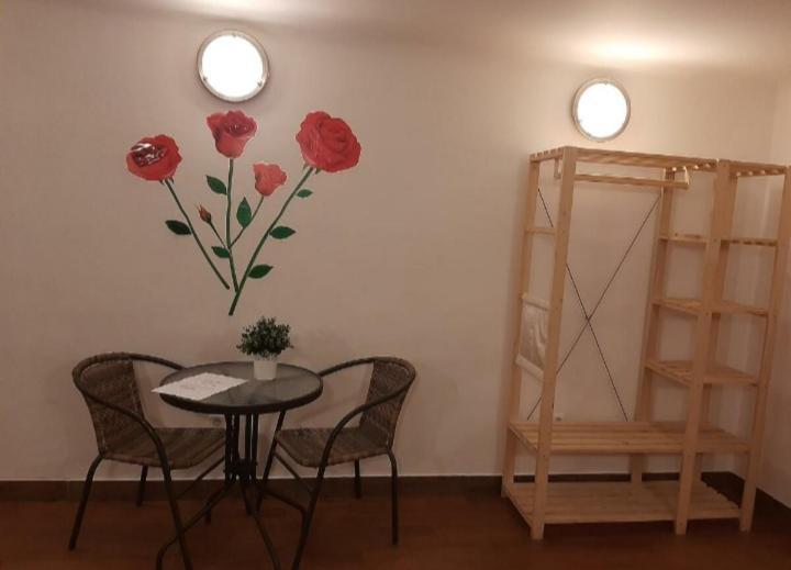 Ferienwohnung Apartman Vorosmarty Budapest Exterior foto