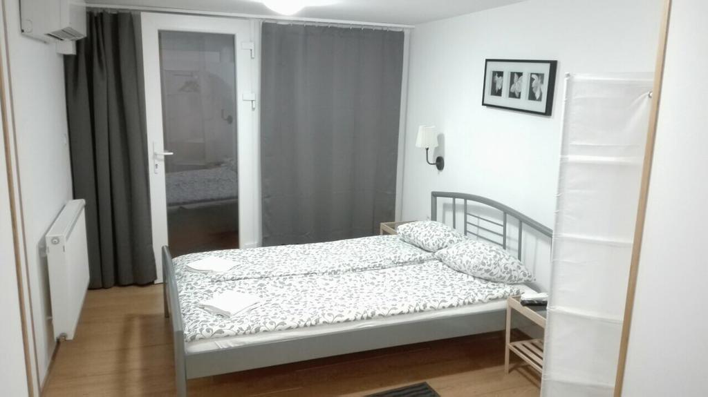 Ferienwohnung Apartman Vorosmarty Budapest Exterior foto