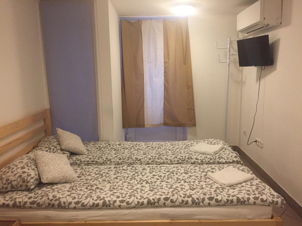 Ferienwohnung Apartman Vorosmarty Budapest Exterior foto