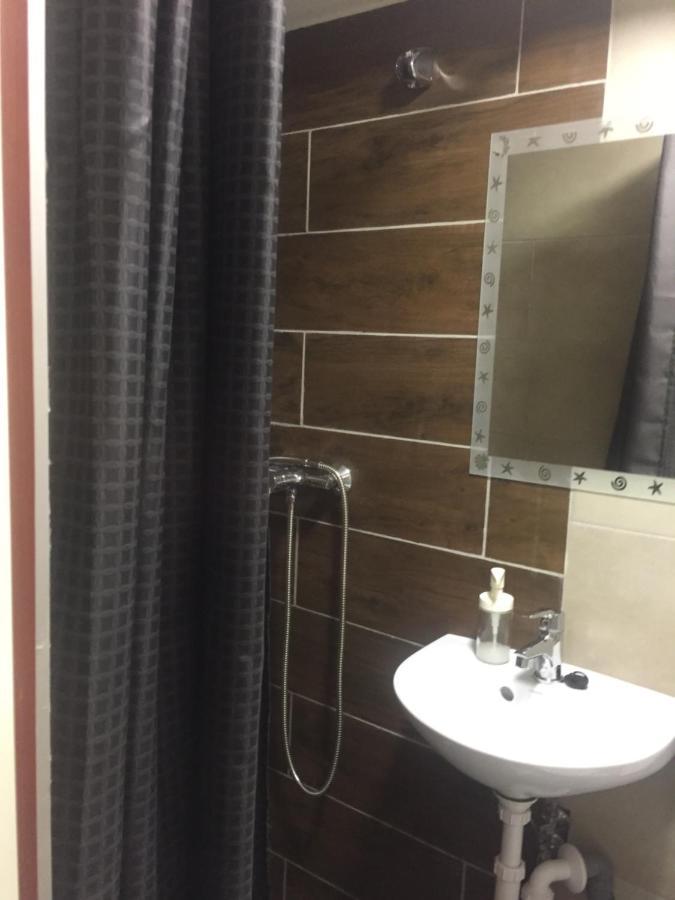 Ferienwohnung Apartman Vorosmarty Budapest Exterior foto
