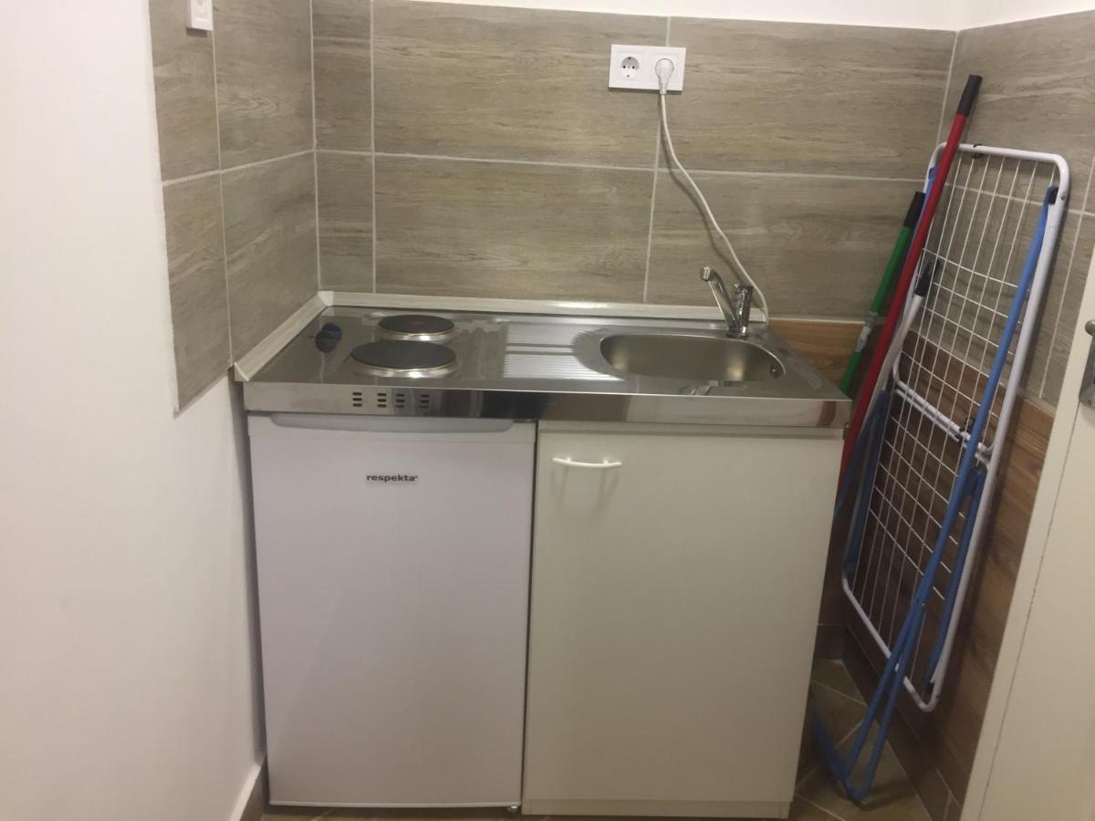 Ferienwohnung Apartman Vorosmarty Budapest Exterior foto